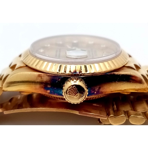 72 - A Wonderful Vintage Rolex 18K Gold and Diamond Ladies Datejust Watch. Model 69178 - 2135 calibre. 18... 