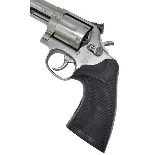 185 - A Deactivated Smith and Wesson 357 Magnum. This classic Hollywood revolver has a chrome finish with ... 