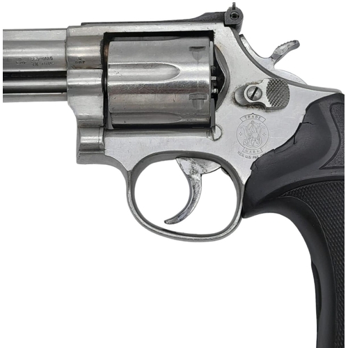 185 - A Deactivated Smith and Wesson 357 Magnum. This classic Hollywood revolver has a chrome finish with ... 