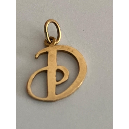 336 - 9 carat GOLD letter ‘D’ CHARM / PENDANT. 0.36 grams. 1.5 cm.