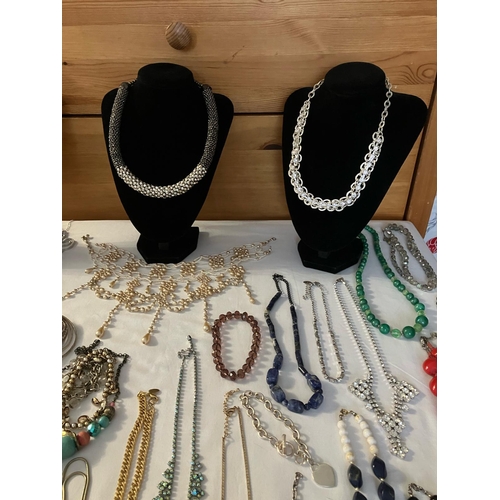 707 - Large selection of Costume Jewellery To include some exceptional Necklaces and Bracelets.