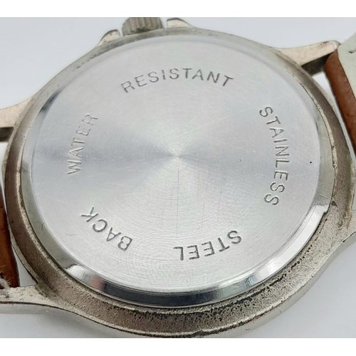 1165 - A Scarce Rothman’s Williams Renault Formula 1 Quartz Watch. 39mm Including Crown. Full Working Order