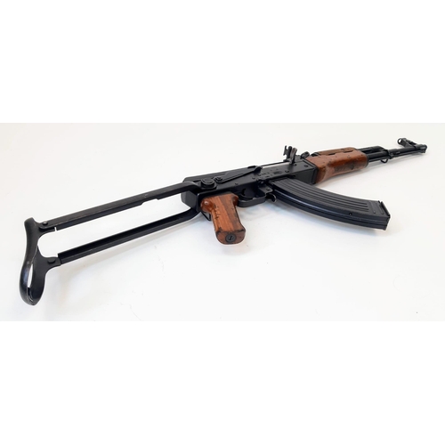 178 - A Chinese Deactivated Type 56 Vintage Assault Rifle. Matching numbers, battle worn finish with movin... 