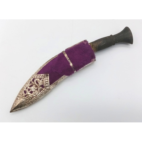 515 - A Vintage and Scarce Nepalese ‘Kothamora’ Kukri Presentation Knife. Indian Silver Detailed Scabbard.... 