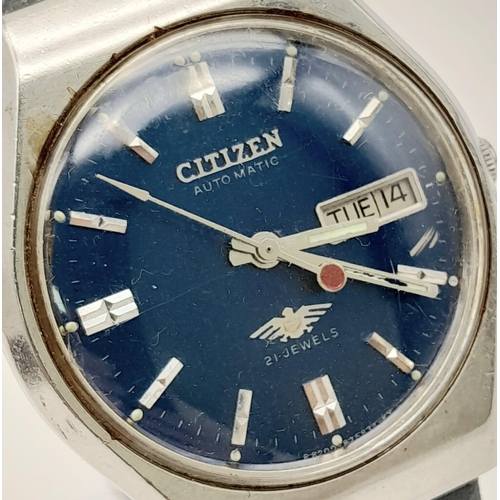 263 - A Vintage Citizen 21 Jewel Automatic Gents Watch. Blue leather strap. Stainless steel case - 36mm. I... 