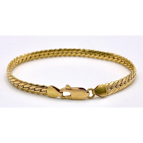 290 - AN 18K GOLD HEAVY HERRINGBONE BRACELET ,  19cms  9.8GMS   LOVELY CONDITION..