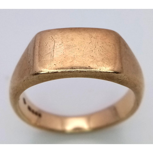 1542 - A 9 K yellow gold cygnet ring, size: T, weight: 8.6 g.