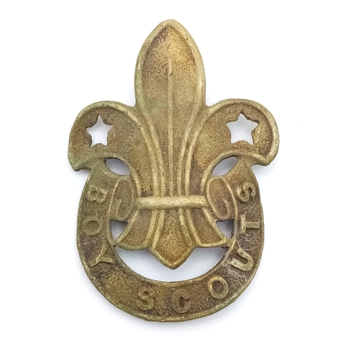 1131 - A WW1 Army Service Corps and Boy Scout Badge. Boy scout badge missing pin.