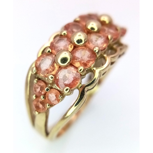 716 - A 9K GOLD  DRESS RING WITH UNUSUAL COLOURING .  4.9gms   size P