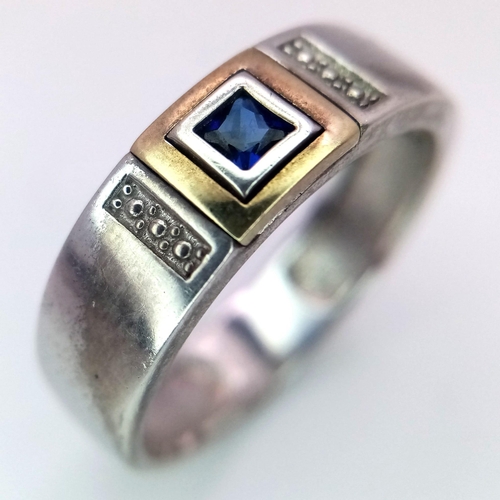 991 - A 925 Silver Blue Stone Gents Ring. Size U.