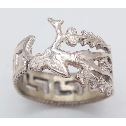 1011 - AN INTERESTING STERLING SILVER RING, RECYCLED FROM A SPOON HANDLE MARKED 'CRETE'. WEIGHT 5.4G, SIZE ... 