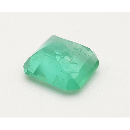 1133 - A 1.47 Carat Emerald Cut Colombian Emerald.