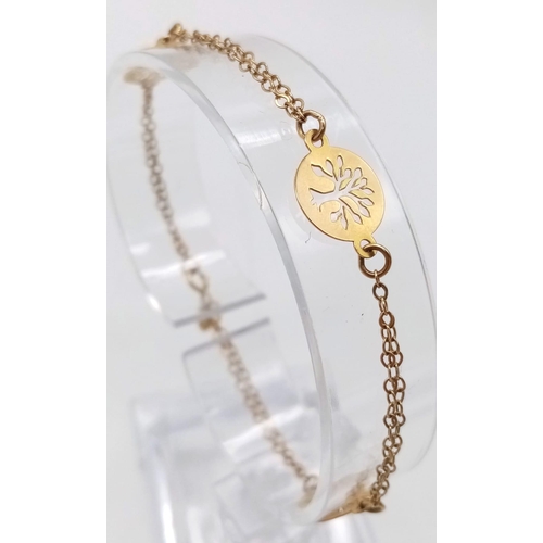 646 - An 18K Yellow Gold Tree of Life Bracelet. 16cm. 2.2g weight.