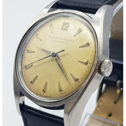 704 - A VINTAGE GIRARD-PERREGAUX 