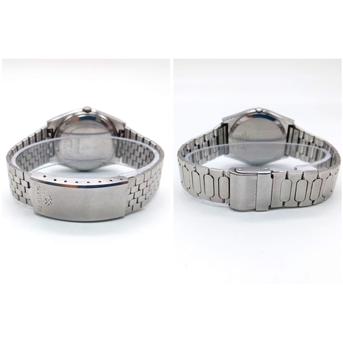 901 - Two Vintage Seiko Quartz Gents Watches. Stainless steel bracelets and cases - 36 and 33mm. One worki... 