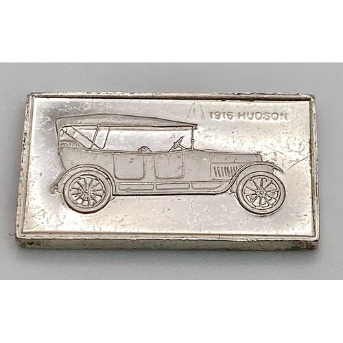 775 - A SELECTION OF 7 AMERICAN CAR MANUFACTURERS MINI PLAQUES WITH LOGO AND CARS AND DATES. BRANDS TO INC... 