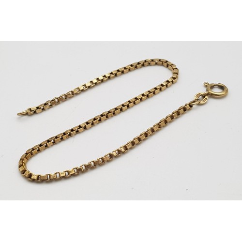 1041 - A 9K GOLD BOX LINK BRACELET  ,   19cms   2.6gms