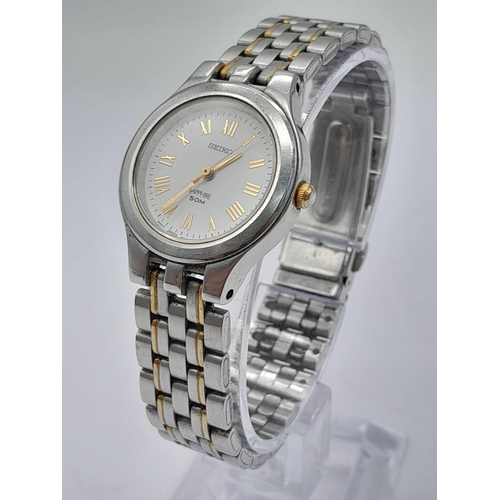 1347 - A Seiko Sapphire Quartz Ladies Watch. Stainless steel bracelet and case - 25mm. In need of a battery... 