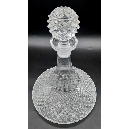 1560 - A Crystal Glass Port/Wine Decanter. 28cm tall.