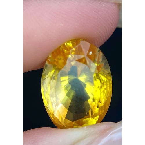 1276 - A Beautiful 15ct Oval Citrine. No marks or Inclusions. No certificate so A/F.