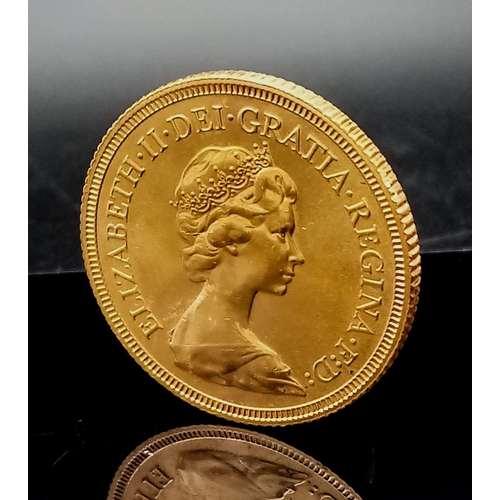 1 - A 1982 Queen Elizabeth II 22K Gold Full Sovereign. 8g