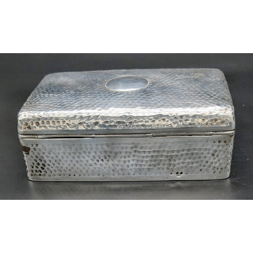 117 - A Wonderful Antique Sterling Silver Cigarette, Cheroot Case. Dimpled silver exterior with a good con... 