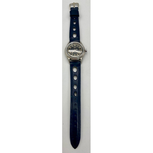 152 - A Rare Vintage Mechanical Wyler Gents Watch. Blue leather strap . Stainless steel case - 31mm. Black... 