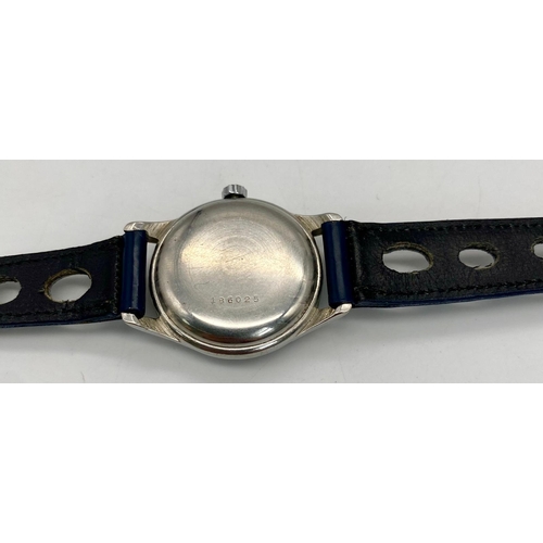 152 - A Rare Vintage Mechanical Wyler Gents Watch. Blue leather strap . Stainless steel case - 31mm. Black... 