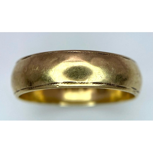 37 - A Vintage 9k Yellow Gold Band Ring. 4mm width. Size J. Full UK hallmarks. 2.16g weight.