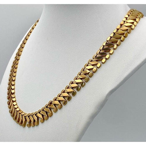 2 - A Wonderful 18K Yellow Gold Reptilian Link Necklace with a Snakes Head Clasp!  42cm length. 37.71g w... 