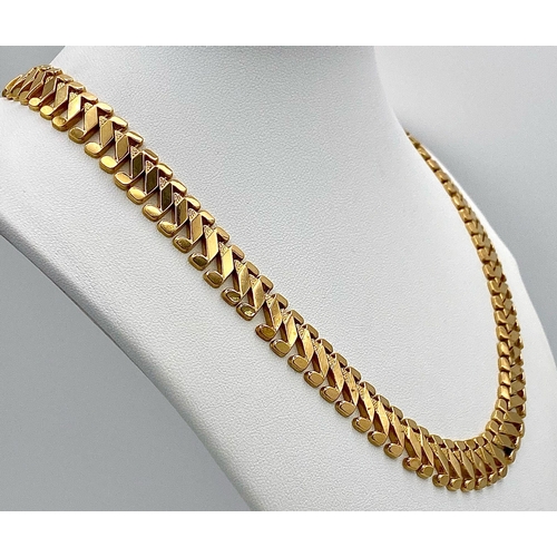 2 - A Wonderful 18K Yellow Gold Reptilian Link Necklace with a Snakes Head Clasp!  42cm length. 37.71g w... 