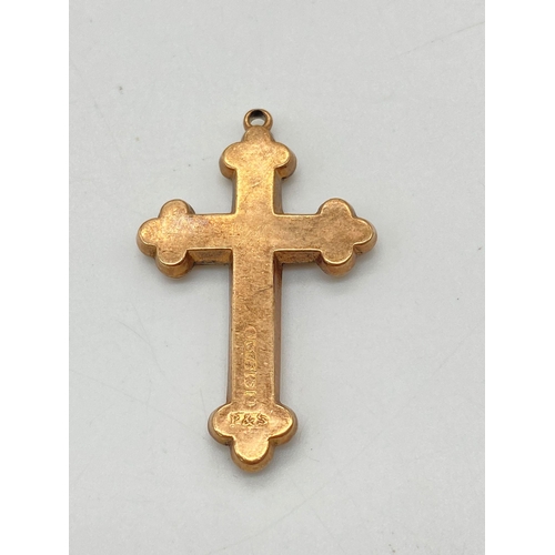 39 - A Vintage 9K Rose Gold Cross Pendant. 3.5cm x 2cm. 1.67g weight.