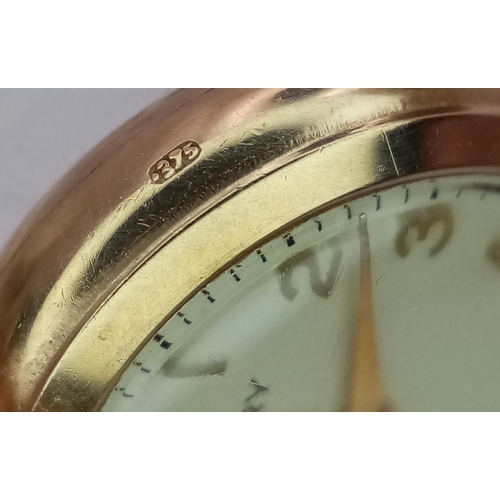 199 - A Lovely Vintage Rotary 9K Gold Ladies Watch. 9K gold bracelet and case - 20mm. White dial. Mechanic... 