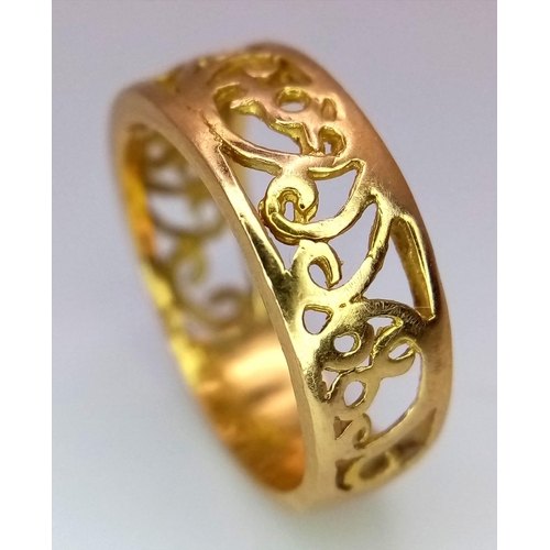 470 - A 22K Yellow Gold (tested) Pierced Band Ring. Size K. 3.75g weight.