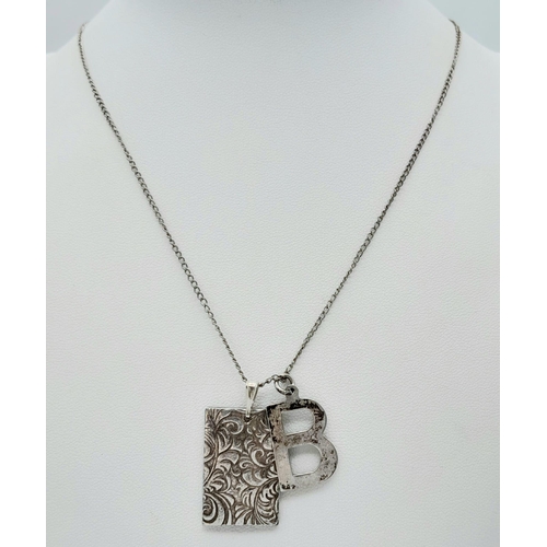 1103 - A vintage sterling silver curb necklace with silver initial B and rectangle bar pendants. Total weig... 