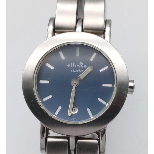 1401 - An Ellesse Itilia Quartz Gents Watch. Stainless steel bracelet and case - 28mm. Blue dial. In workin... 