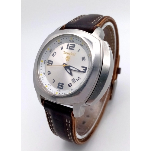 1467 - A Timberland Quartz Gents Watch. Brown leather strap. Stainless steel case - 44mm. Quartz movement. ... 