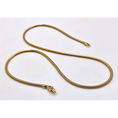 358 - An 18K Yellow Gold (tested) Snake Link Necklace. 41cm. 11.62g weight.