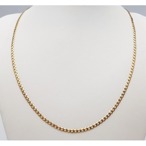 575 - A 9K Yellow Gold Small Flat Curb Link Necklace. 46cm length. 
3.7g weight.