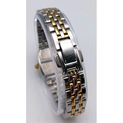 995 - A Citizen Quartz Two Tone Ladies Watch. Gold tone and stainless steel bracelet and case - 19mm. Moth... 