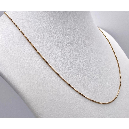 540 - A Vintage 9K Yellow Gold Disappearing Necklace. 40cm length. 1.65g weight.