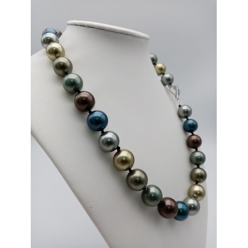 1426 - A Multi-Colour Metallic South Sea Pearl Shell Bead Necklace. Silver, shades of gold and blue 12mm be... 