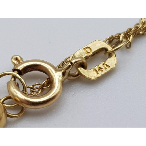 792 - A 14K Yellow Gold Heart Bracelet. 24cm. 1.25g weight.