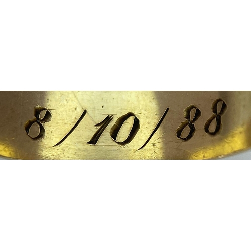 513 - A Vintage 9K Yellow Gold Band Ring. 5mm width. Size K. 1.9g weight. Full UK hallmarks.