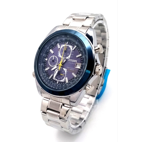 913 - A Citizen Eco Drive Chronograph Gents Watch. Stainless steel bracelet and case - 45mm. Blue dial wit... 