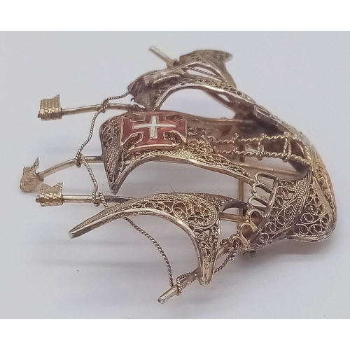 957 - A Rare Vintage or Older Silver Gilt Filigree Design Galleon Ship Brooch. 5cm Wide. Possibly Spanish ... 