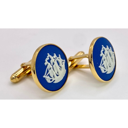 992 - An Unworn Pair of Round Gold Tone Galleon Ship Blue Jasper Cufflinks by Wedgwood. 2cm Diameter in Th... 