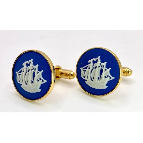 992 - An Unworn Pair of Round Gold Tone Galleon Ship Blue Jasper Cufflinks by Wedgwood. 2cm Diameter in Th... 