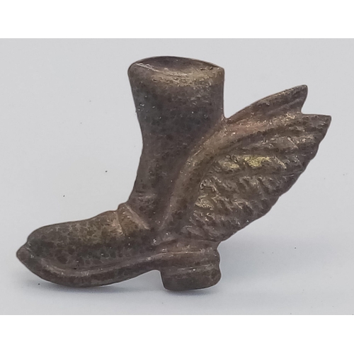 225 - Original WW2 Late Arrivals Club, Winged Boot Badge. This was an unofficial award given to R.A.F. pil... 