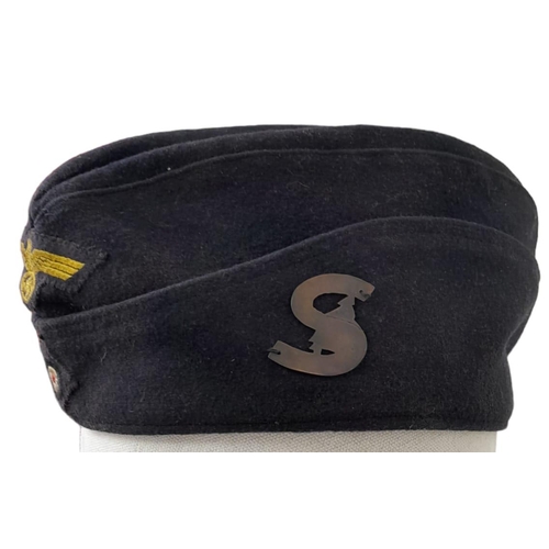 77 - WW2 German Kriegsmarine Side Cap with insignia of the U-858 Which surrendered at Delaware, USA on th... 